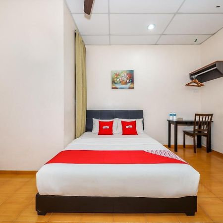 Hotel Oyo 89763 Bluewater Mersing Exterior foto